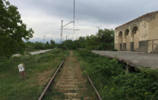 ცხინვალის სადგურის ყოფილმა მორიგემ, რომელიც 1988 წლიდან შშმ პირია, საქართველოს რკინიგზას უჩივლა