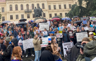 საქართველოში მცხოვრებმა რუსეთის მოქალაქეებმა აქცია გამართეს