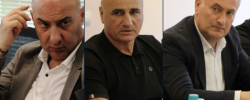 ქონებრივი დეკლარაციების მიხედვით, შიდა ქართლის მერებიდან, მხოლოდ
ხაშურის მერი თენგიზ ჩიტიაშვილი ცხოვრობს საკუთარ ხელფასზე. ქონებრივი დეკლარაციების მიხედვით, შიდა ქართლის მერებიდან, მხოლოდ
ხაშურის მერი თენგიზ ჩიტიაშვილი ცხოვრობს საკუთარ ხელფასზე.